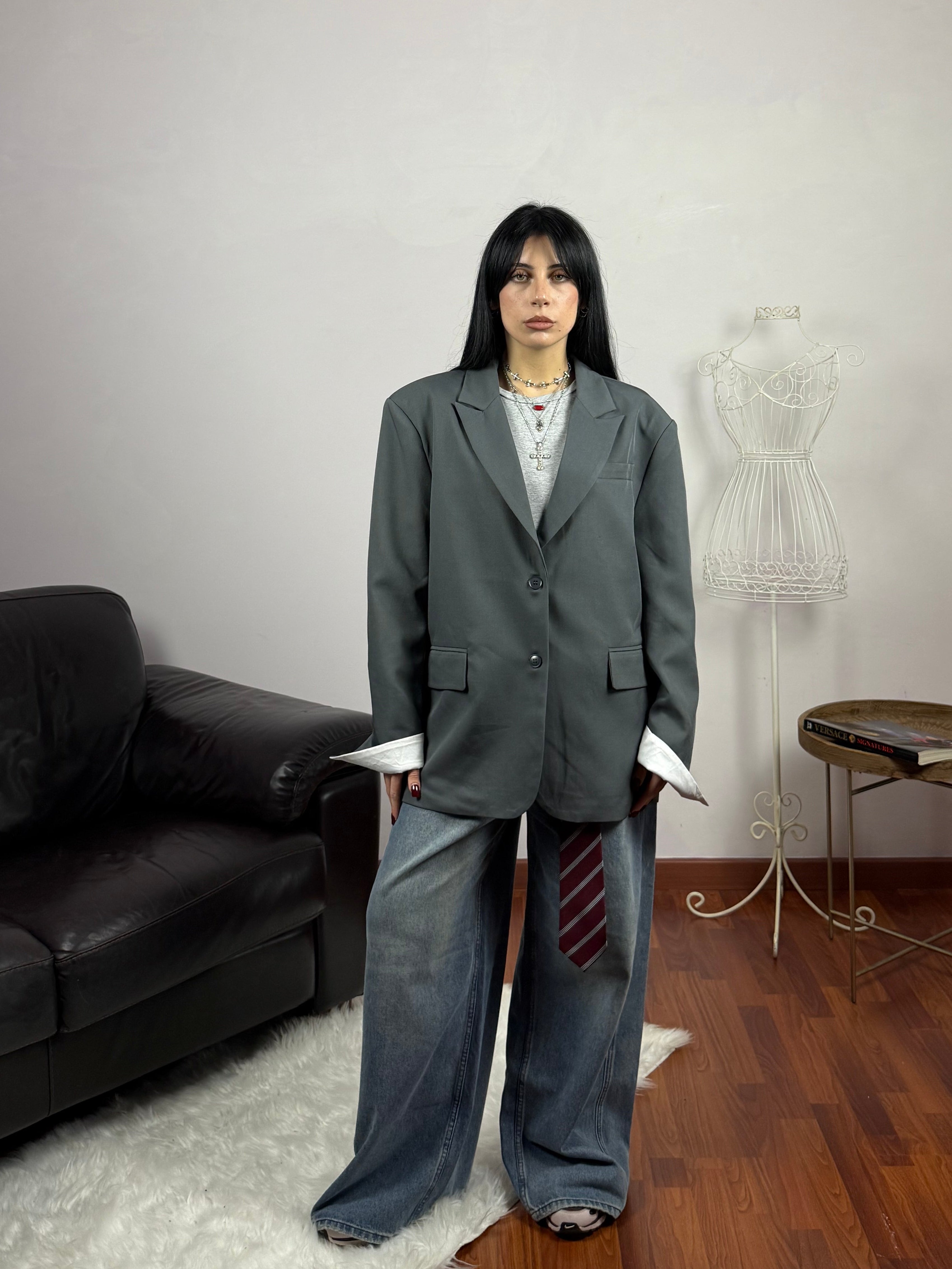 BLAZER OVER BOYFRIEND