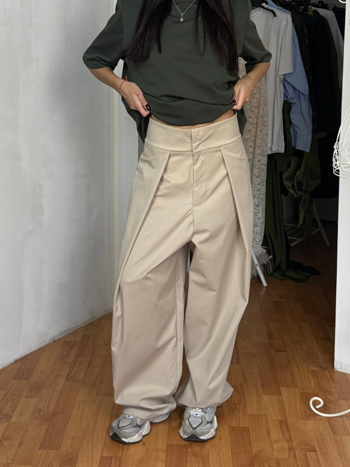 PLEATED BALLOON PANTS