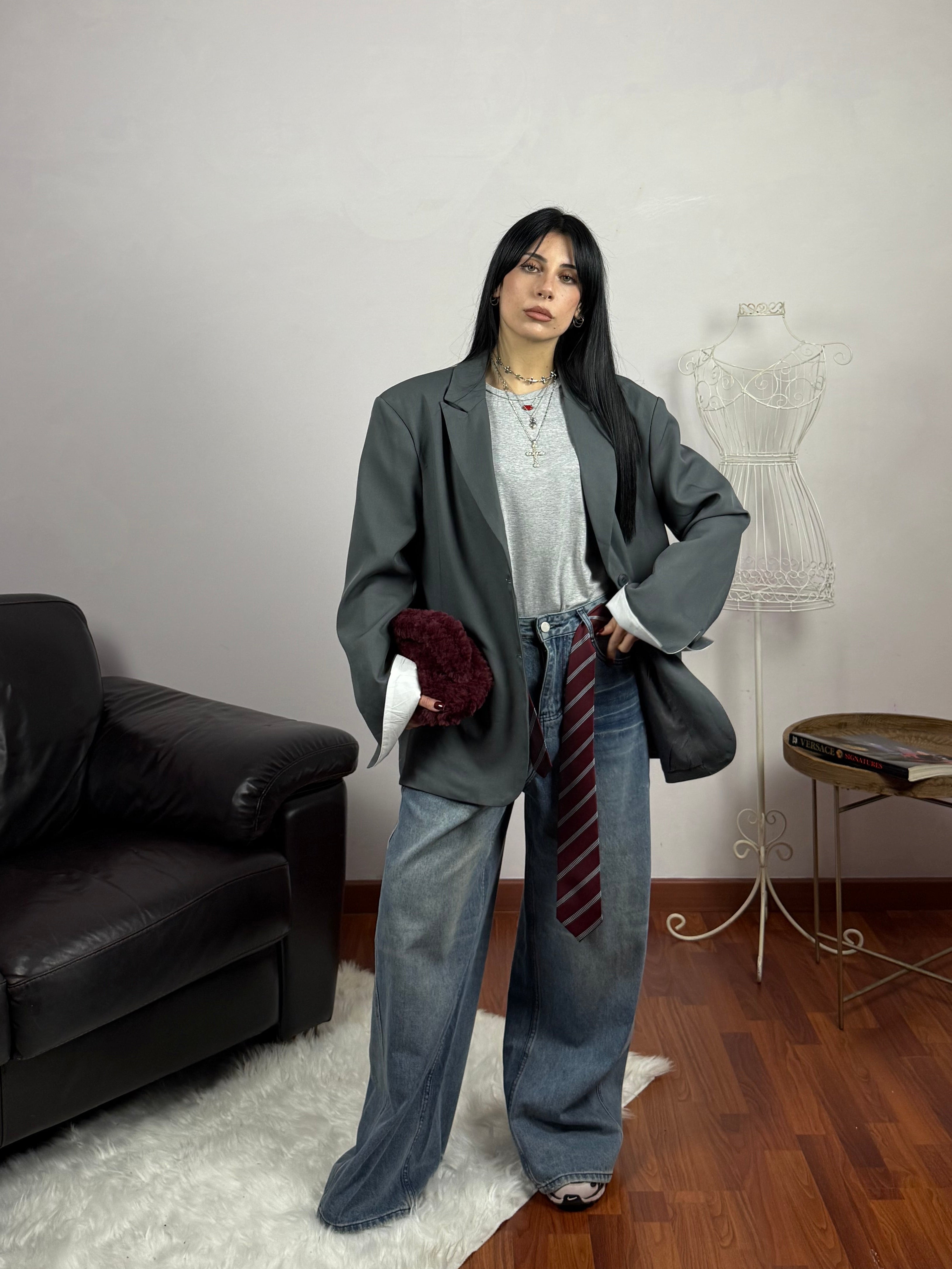 BLAZER OVER BOYFRIEND