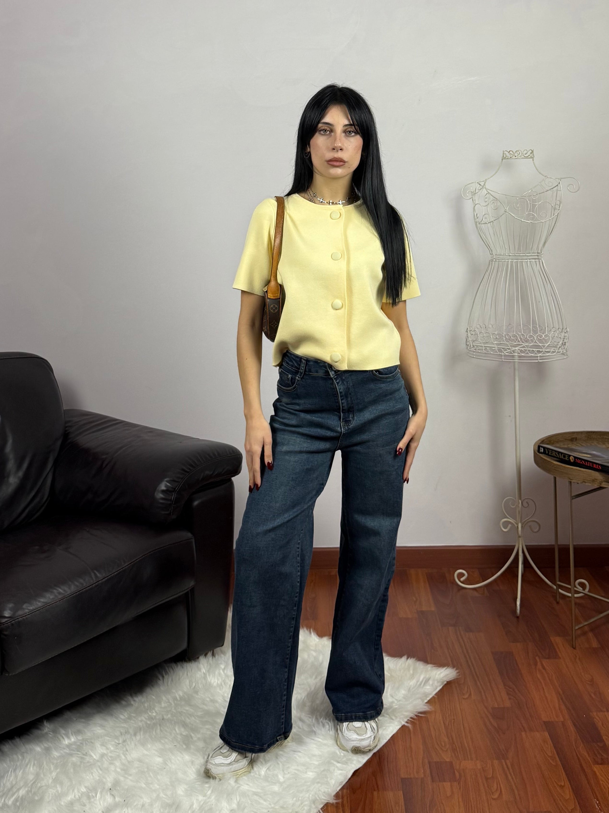 CLASSIC STRAIGHT JEANS