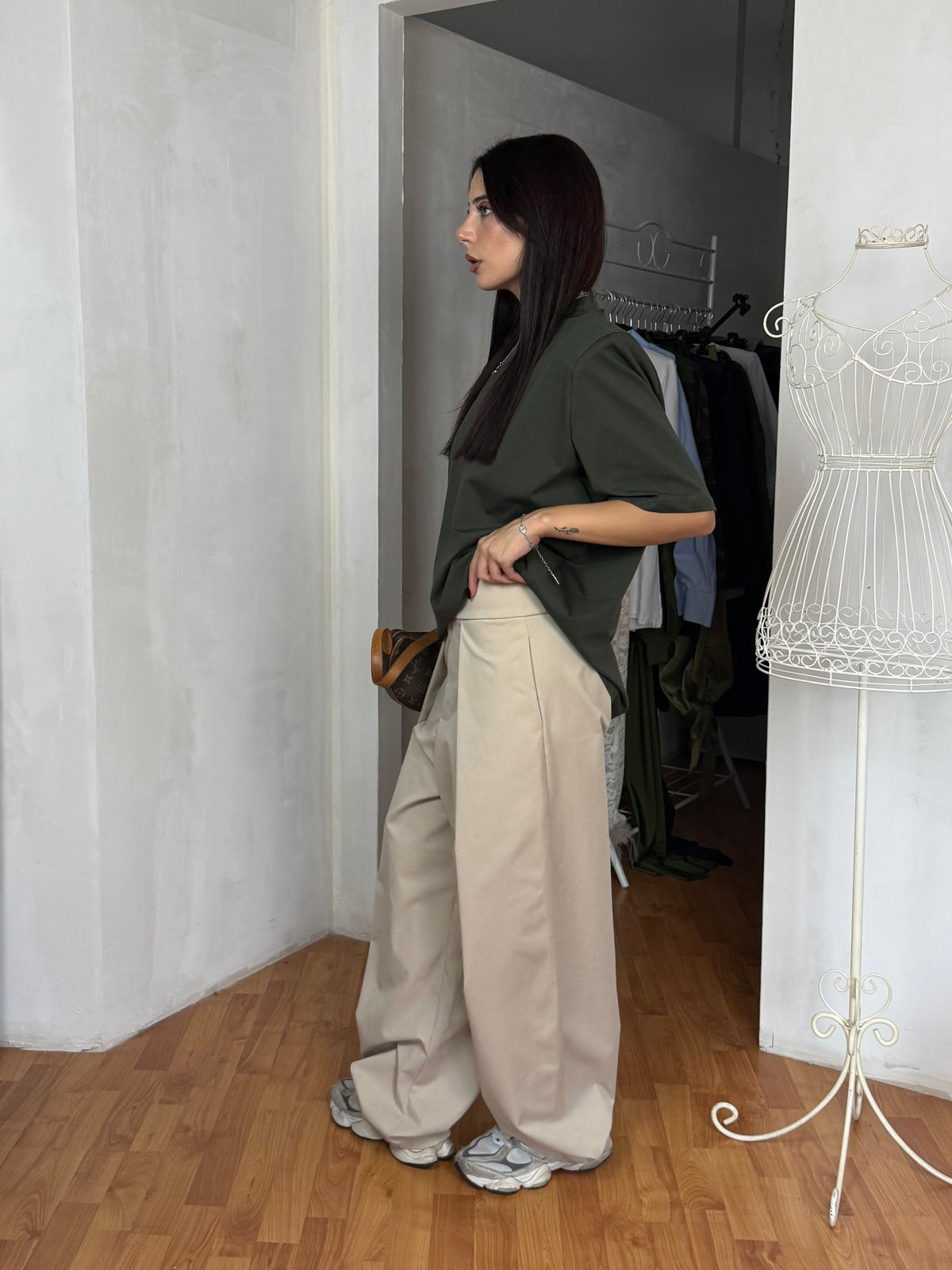 PLEATED BALLOON PANTS